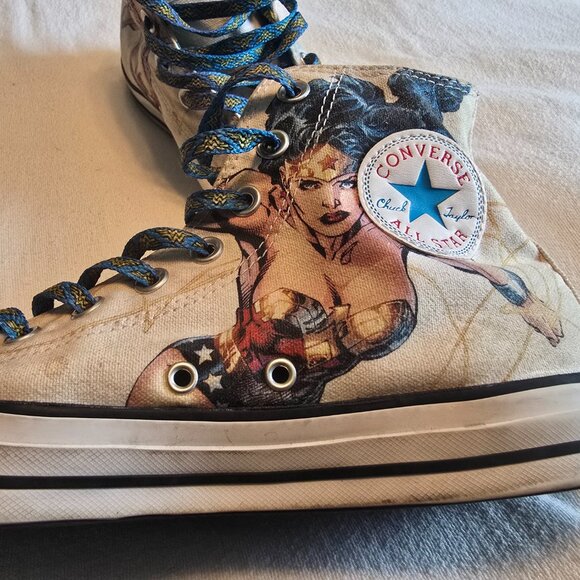 Converse Chuck Taylor All Star DC Comics Wonder Women Mens 8 Women 10 FUN! - Picture 7 of 15